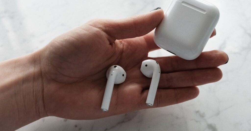 airpod making buzzing noise